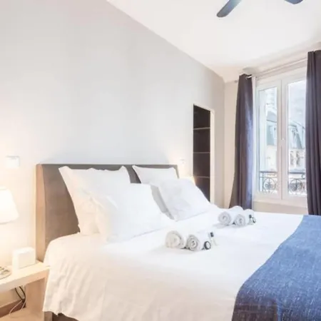 Guestready - Design - Center Opera Bastille * Paris